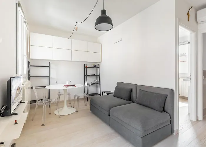 Guesthost - Guesthost - Parco Delle Cascine Modern & Cozy Flat