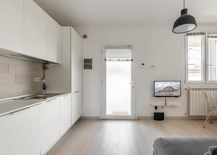 Apartament Guesthost - Guesthost - Parco Delle Cascine Modern & Cozy Flat Florencja