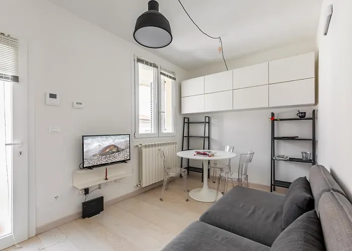 Apartament Guesthost - Guesthost - Parco Delle Cascine Modern & Cozy Flat *