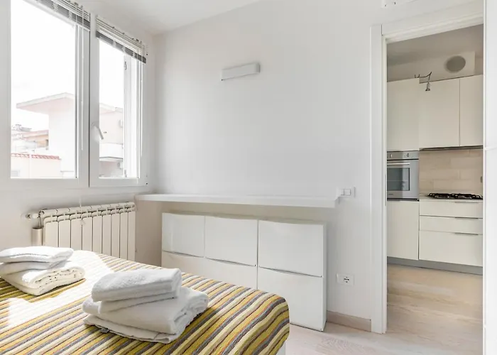 Guesthost - Guesthost - Parco Delle Cascine Modern & Cozy Flat