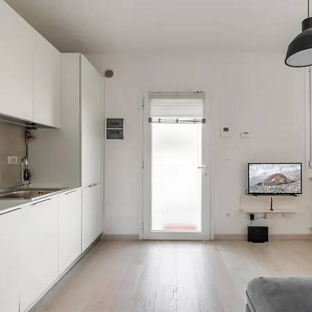 Daire Guesthost - Florence Modern & Quiet Nest Floransa
