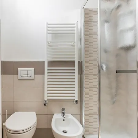 Guesthost - Florence Modern & Quiet Nest * Floransa